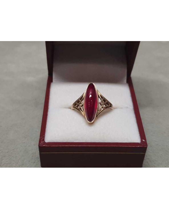 Złoty pierścionek pr.585 4,28g R19