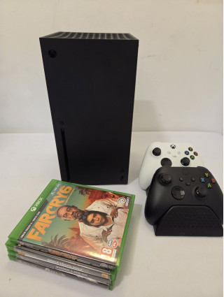 Konsola XBOX SERIES X stan BDB 2x Pad gry stacja ładuącja Kraków W