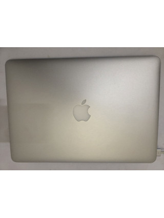 MacBook Air A1466 13" i5 4GB 256GB używany ładowarka