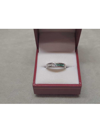 Złoty pierścionek białe złoto pr.585 3,52g R14