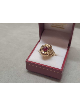 Złoty pierścionek pr.750 6,16g R22